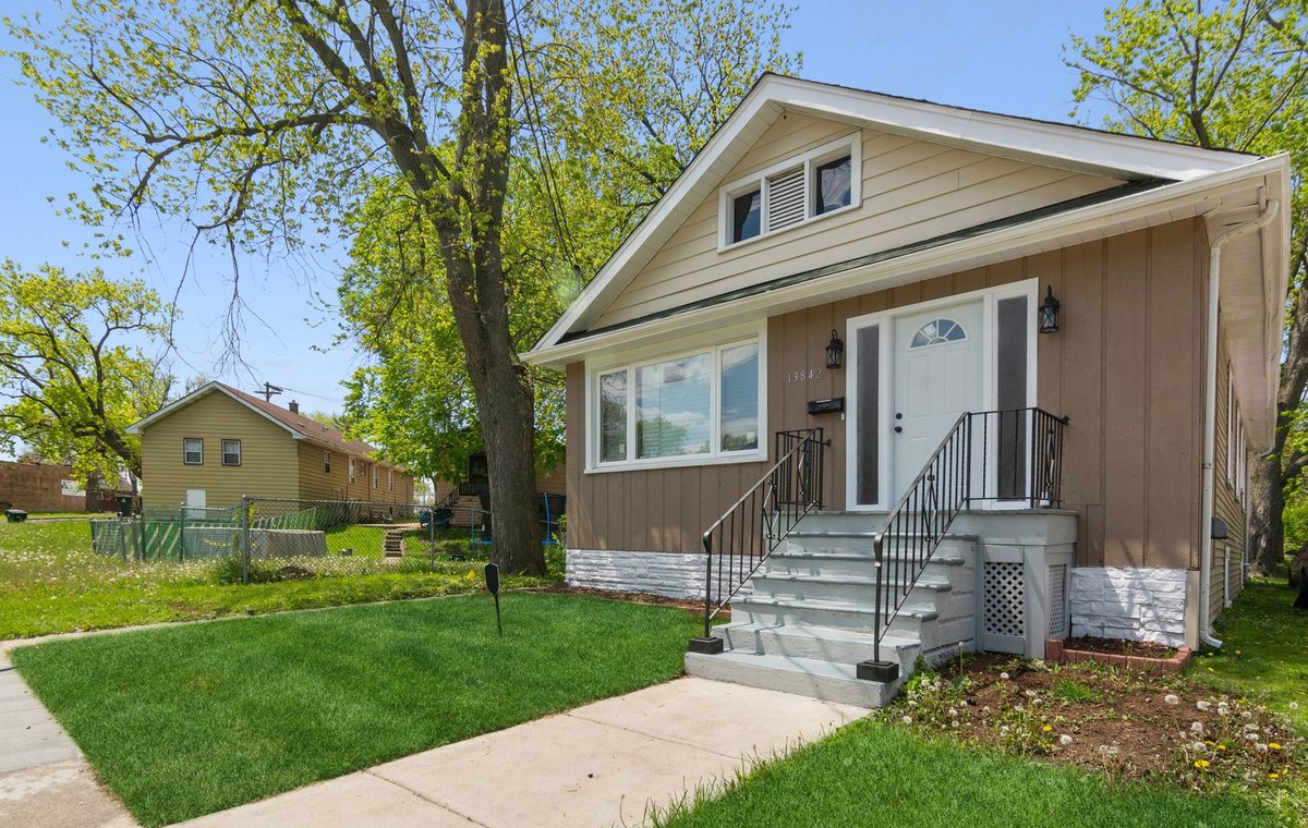 Bungalow, after